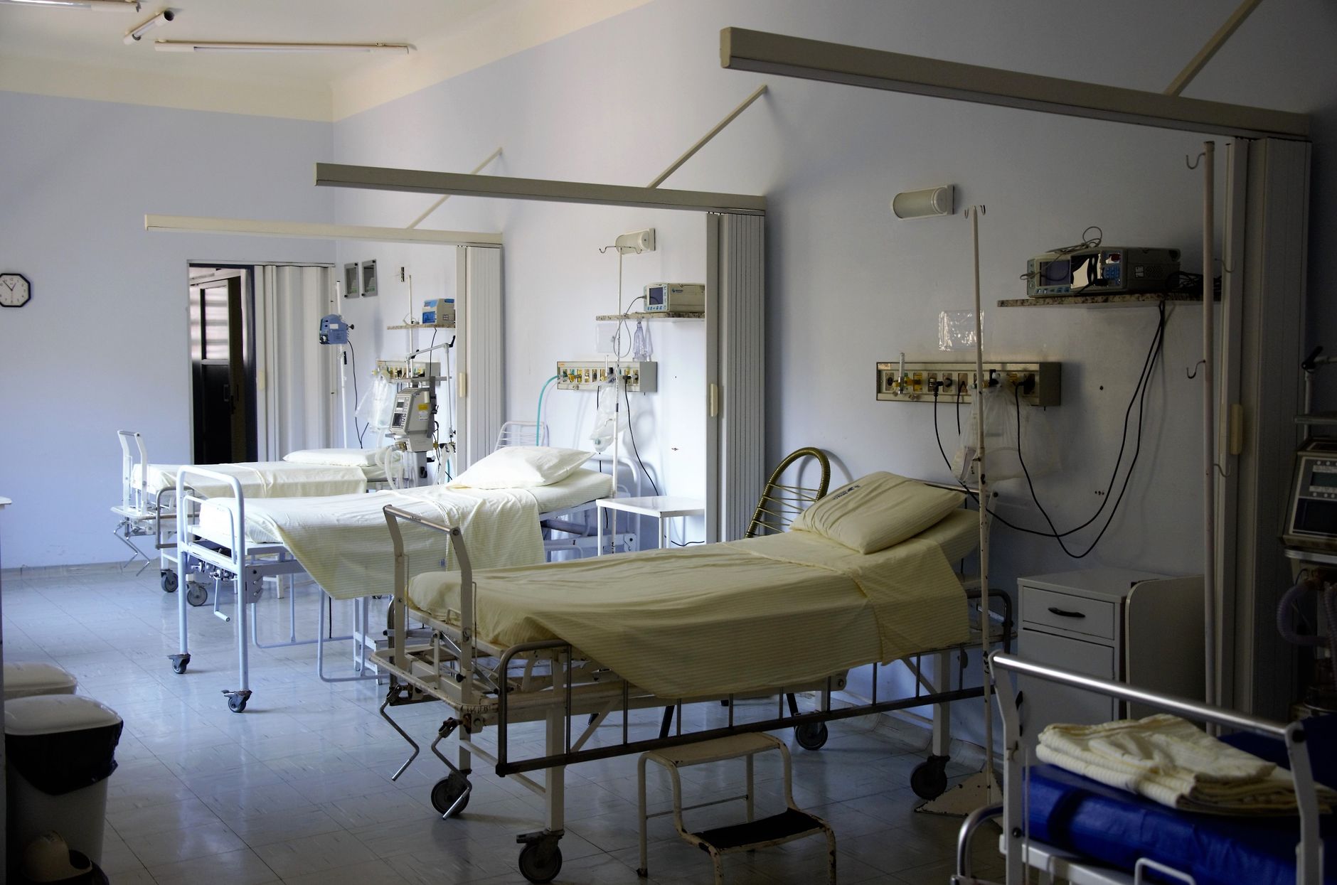 Asbestos Exposure at Guernsey Memorial Hospital — Cambridge, Ohio: A Guide for Workers and Tradesmen